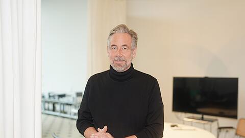 Daniel Hock, M&uuml;nchner Architekt, baut B&uuml;ros in Wohnungen um.