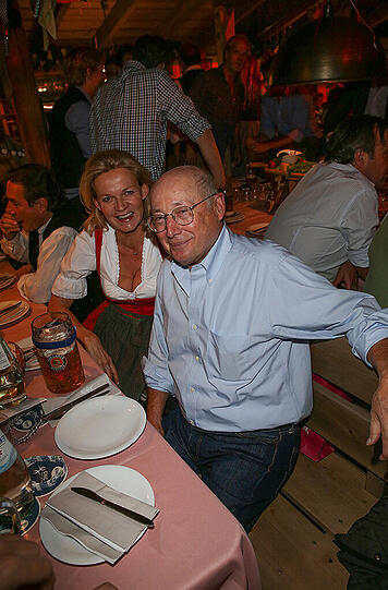 Stefan Aust mit seiner Ehefrau Karin Hinrichs