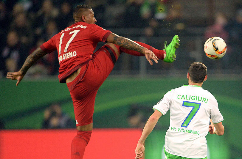 Bayern-Star Jerome Boateng (l.) im Spiel gegen Wolfsburg
