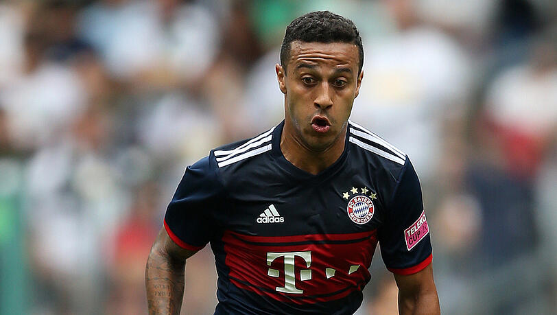 Fällt noch weitere drei Wochen aus: Bayern-Star Thiago. Fällt noch weitere drei Wochen aus: Bayern-Star Thiago.