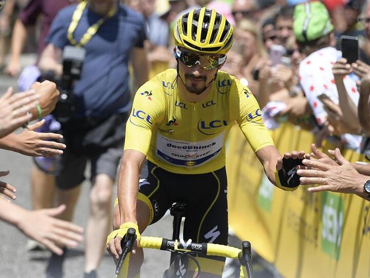 Mann in Gelb und Liebling der Fans: Julian Alaphilippe.