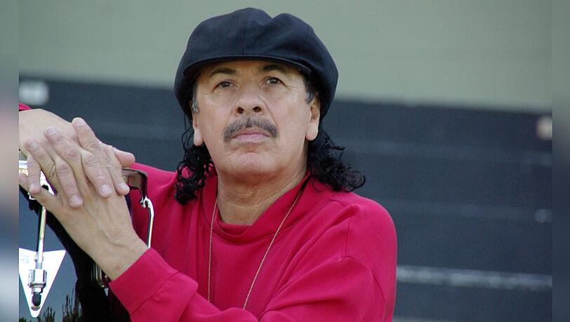 Carlos Santana feiert seinen 75. Geburtstag. Carlos Santana feiert seinen 75. Geburtstag.