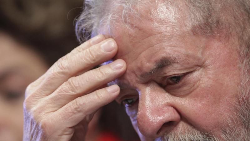 Ein brasilianisches Berufungsgericht hat eine Verurteilung des früheren Präsidenten Luiz Inacio Lula da Silva bestätigt und seine Freiheitsstrafe auf 17 Jahre verlängert. Ein brasilianisches Berufungsgericht hat eine Verurteilung des früheren Präsidenten Luiz Inacio Lula da Silva bestätigt und seine Freiheitsstrafe auf 17 Jahre verlängert.