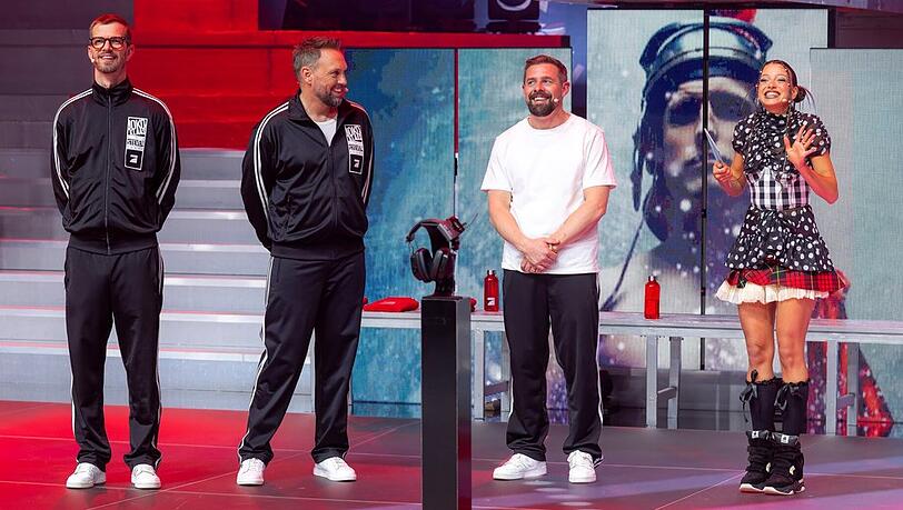 Nina Chuba l&auml;sst Joko, Klaas und erstmals Steven G&auml;tjen (v.l.) gegen ProSieben antreten.