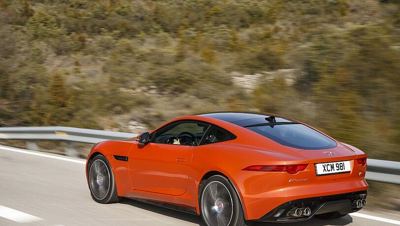 Geschlossene Variante: Nach dem F-Type Roadster bringt Jaguar am 12. April das Coupé auf den Markt. Geschlossene Variante: Nach dem F-Type Roadster bringt Jaguar am 12. April das Coupé auf den Markt.