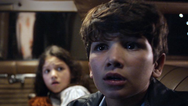 "Lloronas Fluch": Samantha (Jaynee-Lynne Kinchen) und Chris (Roman Christou) sind in Gefahr.