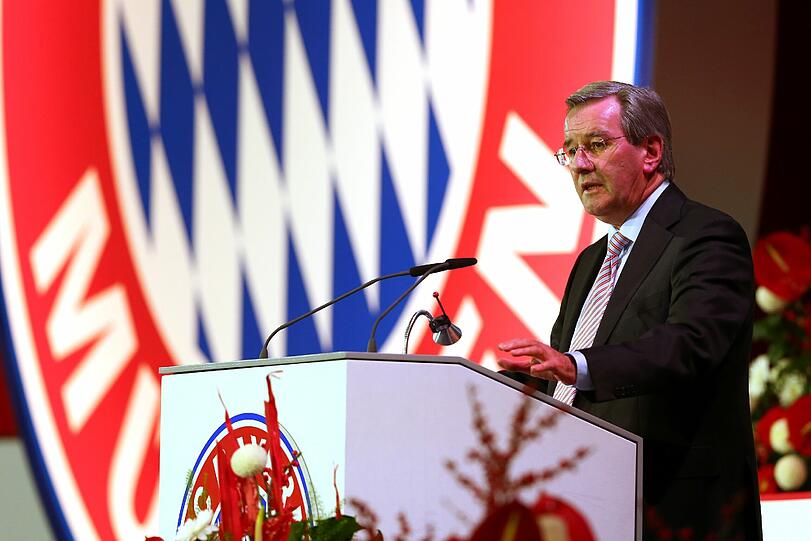 Der Umsatz der FC Bayern AG beträgt 332,2 Millionen Euro.