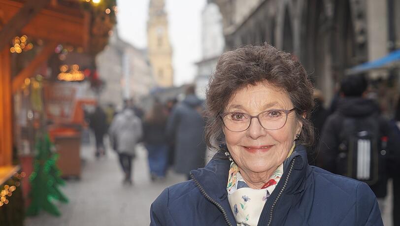 -Bergdoktor-Star-Monika-Baumgartner-Wie-sie-Weihnachten-in-M-nchen-als-Kind-erlebte