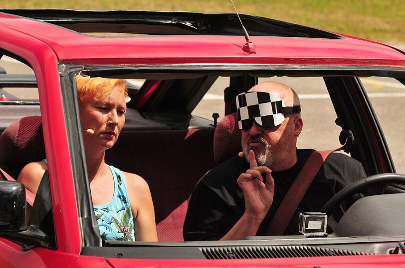 Hubert Kah und Ilona Magyar beim "Tandem Parken".