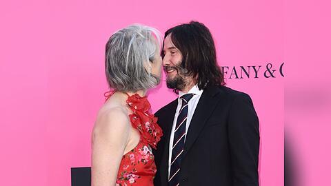 Keanu Reeves und Alexandra Grant bei ihrem Auftritt in Los Angeles.