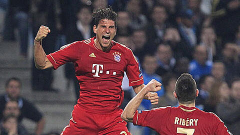 Mario Gomez bleibt dem FC Bayern noch viele Jahre erhalten.