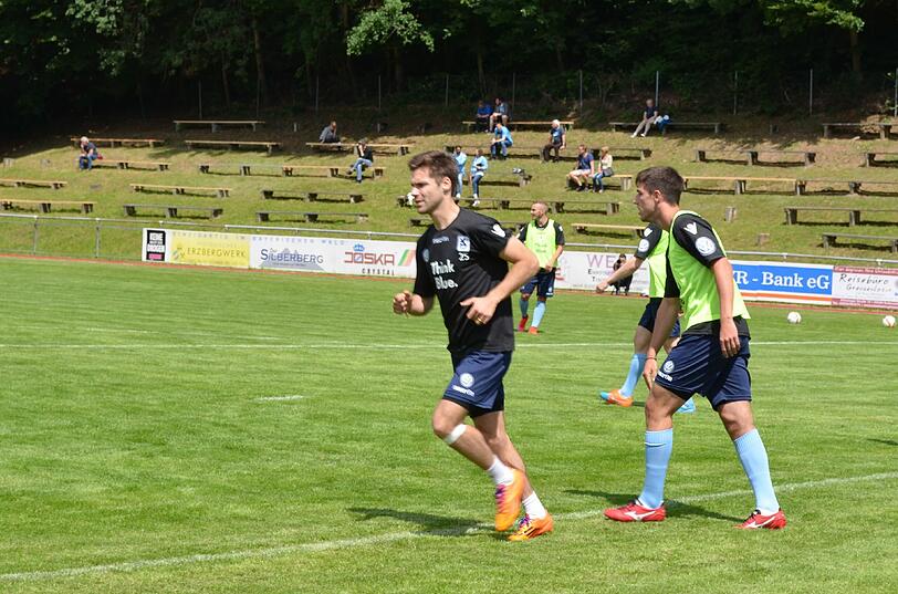 Reiste am Mittwochabend an und stand bei der ersten Trianingseinheit am Mittwochvormittag wieder auf dem Platz: Gary Kagelmacher.