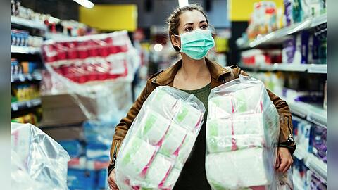 Klopapier war im März 2020 in den deutschen Supermarkt-Regalen Mangelware.