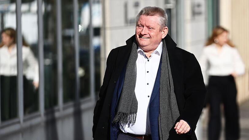 Der neue DRK-Präsident Hermann Gröhe setzt sich für eine Stärkung des Ehrenamts ein. (Archivbild) Der neue DRK-Präsident Hermann Gröhe setzt sich für eine Stärkung des Ehrenamts ein. (Archivbild)