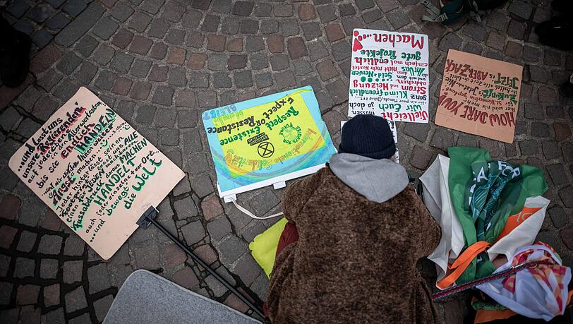 Demonstration gegen die Inbetriebnahme des Steinkohlekraftwerks Datteln 4: Zu der Kundgebung hatten die Klimabewegung "Fridays for Future" und andere Organisationen aufgerufen. (Archivbild) Demonstration gegen die Inbetriebnahme des Steinkohlekraftwerks Datteln 4: Zu der Kundgebung hatten die Klimabewegung "Fridays for Future" und andere Organisationen aufgerufen. (Archivbild)