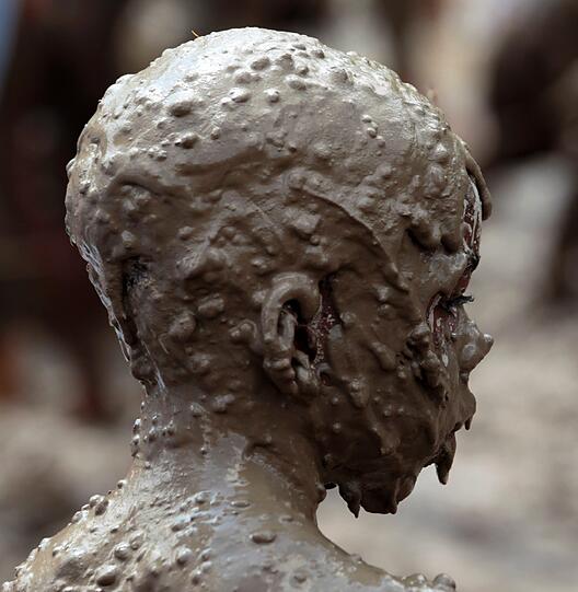 Das ganz große Schlam(m)assel: Die Bilder vom "Mud Day"