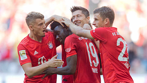 Alphonso Davies (2.v.l.) ist für den Golden-Boy-Award nominiert.