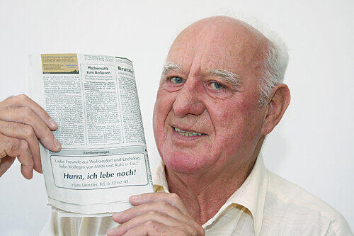 Hurra ich lebe noch! Mit dieser Anzeige i n einer Abo-Zeitung wollte Hans Denzler (75)  alte Freunde wiederfinden.