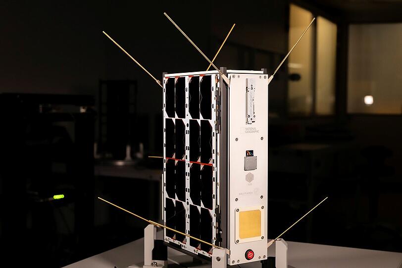 Dieser Satellit übermittelt Tierbewegung. Dieser Satellit übermittelt Tierbewegung.