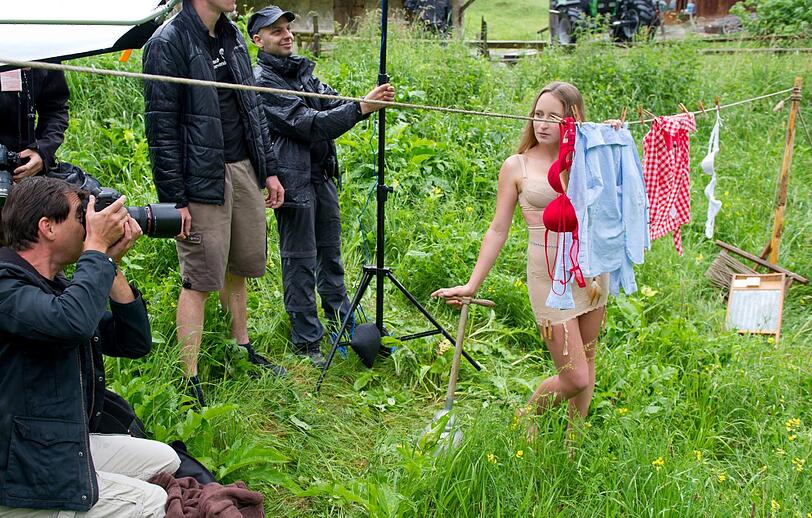 Am bayerischen Spitzingsee präsentierten sich die Models für den Bauernkalender sexy wie eh und je - hier sehen Sie die besten Bilder des Shootings.