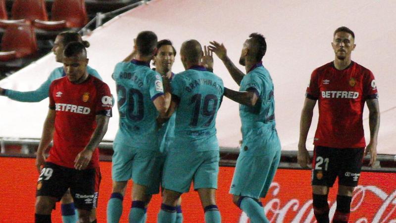 Die Spieler des FC Barcelona jubeln über den Treffer zum 2:0. Die Spieler des FC Barcelona jubeln über den Treffer zum 2:0.
