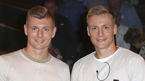 Toni (l.) und Felix Kroos.