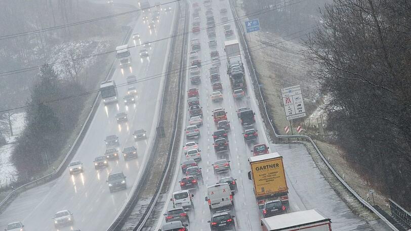 Die Autobahn 8 am Irschenberg. (Archivbild)