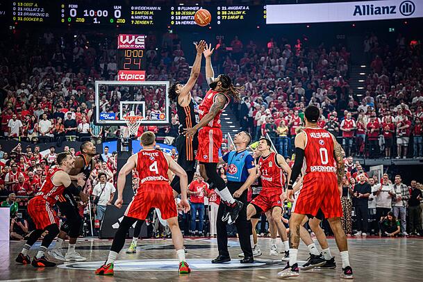 Wird nach Mailand wechseln: Bayern-Korbjäger Devin Booker. Wird nach Mailand wechseln: Bayern-Korbjäger Devin Booker.