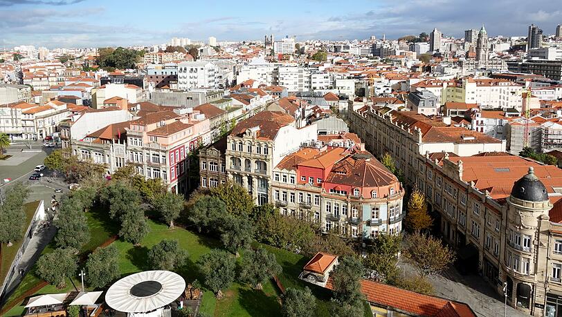 Dem in Porto gefassten Mann droht eine Haftstrafe von bis zu 15 Jahren. (Archivfoto)