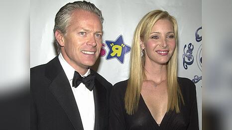 "Friends"-Star Lisa Kudrow ist seit 30 Jahren mit Ehemann Michel Stern verheiratet.