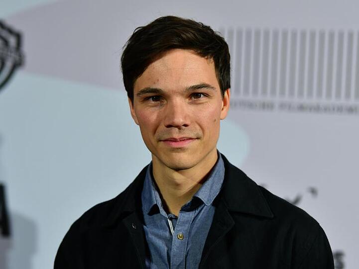 Sebastian Urzendowsky bei der Verleihung des Nachwuchsfilmpreises "First Steps Award" 2018 in Berlin.
