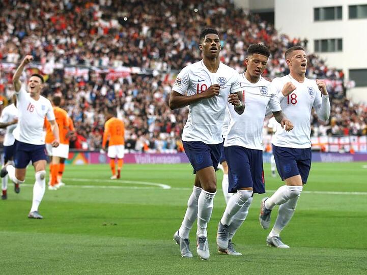 Englands Marcus Rashford (vorne) feiert sein Tor zum 1:0.