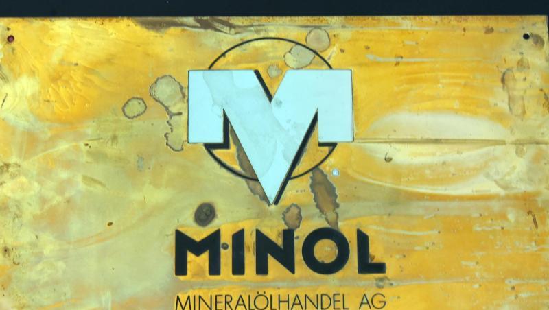 Das ehemalige DDR-Tankstellennetz "Minol" begeht seinen 70. Geburtstag. Unter dem Namen Minol, das jetzt zu Total gehört, gibt es noch vier Tankstellen in Deutschland. Das ehemalige DDR-Tankstellennetz "Minol" begeht seinen 70. Geburtstag. Unter dem Namen Minol, das jetzt zu Total gehört, gibt es noch vier Tankstellen in Deutschland.