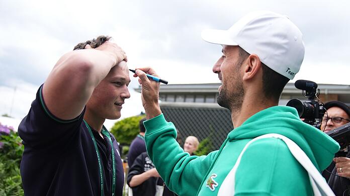 Novak Djokovic hat bisher sieben Mal Wimbledon gewonnen.