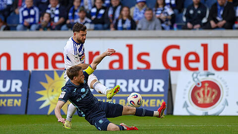 Thore Jacobsen erzielte in Duisburg erst den Ausgleich, flog dann aber kurz vor Schluss vom Platz.