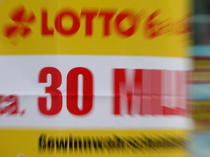 Über knapp 32 Millionen Euro freut sich der Lottogewinner aus Oberbayern.