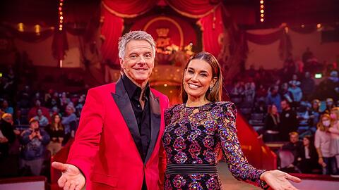 "Stars in der Manege": Jörg Pilawa und Jana Ina Zarrella führen durch die Show.