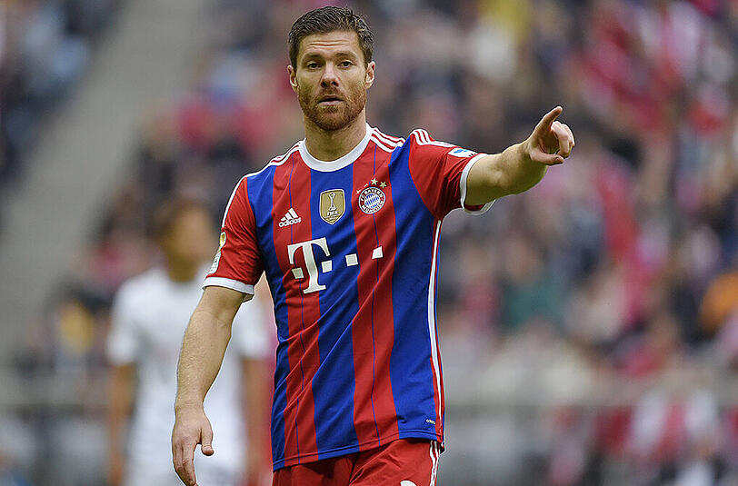 Er sagt, wo es lang geht: Xabi Alonso, der neue Chef-Antreiber beim FC Bayern.