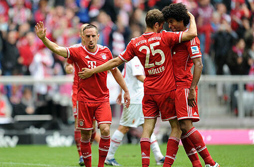 Auch im letzten Heimspiel der Saison das gewohnte Bild: Die Bayern jubeln - hier über das 1:0 von Thomas Müller gegen den FC Augsburg.