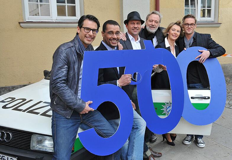 500 Folgen "Soko": Florian Odendahl, Christofer von Beau, Michel Guillaume, Gerd Silberbauer, Ilona Grübel, Joscha Kiefer (v. l.).