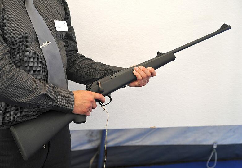 Geeignet für Wasserbüffel, Nashorn und weiteres Großwild: Rund 25.000 Euro kostet die Einzelladerbüchse Blaser R-93.