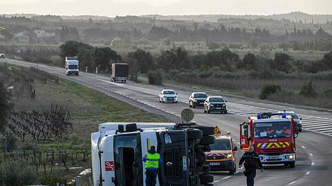 In Frankreich gab es durch den Sturm "Nils" einen Toten.