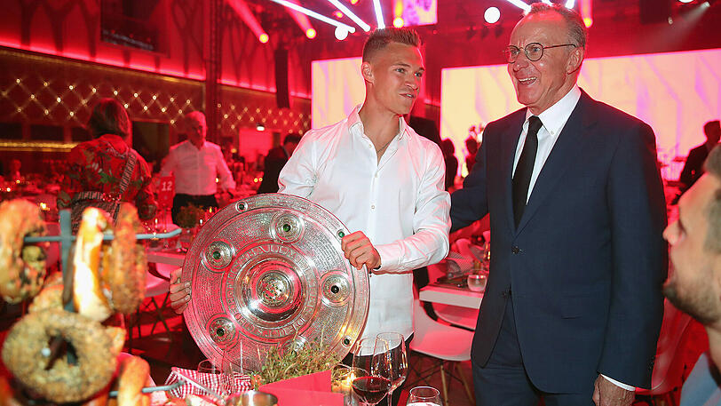 Die Bayern feiern mit ihren Fans die sechste Deutsche Meisterschaft in Folge. Die Bilder vom Fanfest.