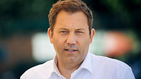 Lars Klingbeil f&uuml;hrt das erste ":newstime Sommerinterview".