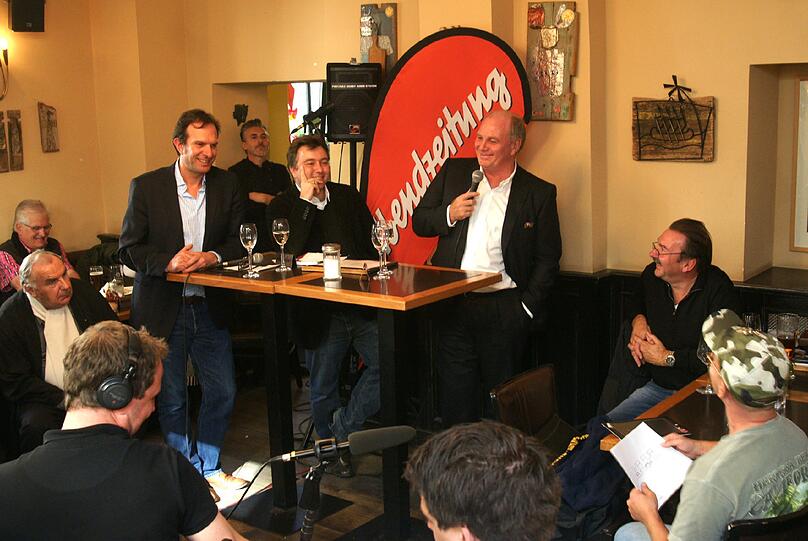 Uli Hoeneß im AZ-Café: Die Bilder aus dem Ringelnatz