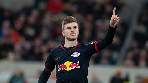 Timo Werner von Leipzig jubelt über seinen Treffer zum 2:0.