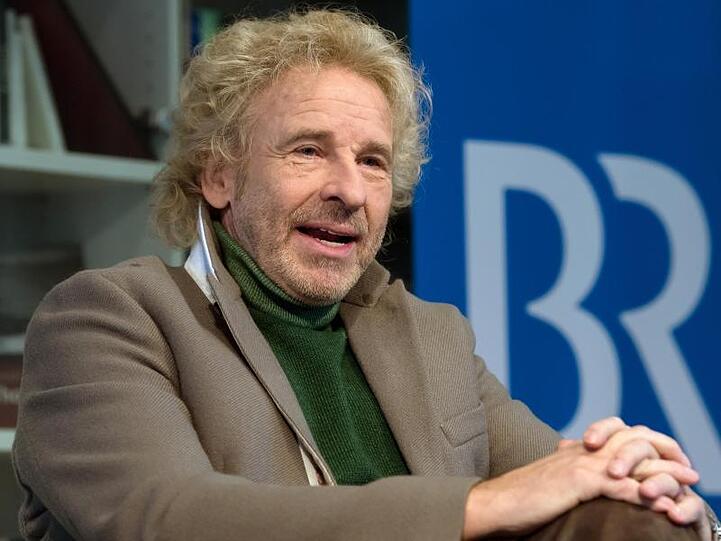 Thomas Gottschalk bei einer Pressekonferenz. Foto: Sven Hoppe/dpa/Archivbild