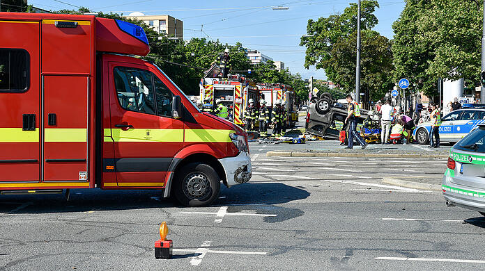 Bei dem Unfall wurde eine Person leicht verletzt.