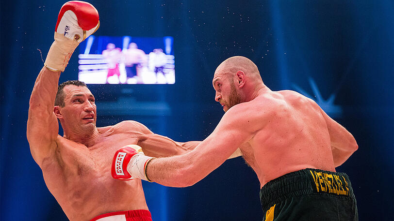 Will seinen Ruf wiederherstellen: Wladimir Klitschko (l.), hier bei der bitteren Niederlage gegen Tyson Fury im November 2015.