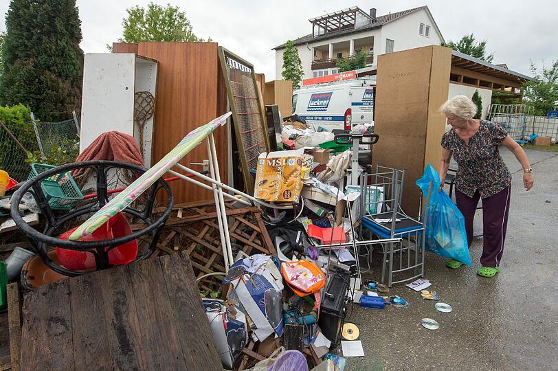 Nach dem Hochwasser hoffen die Bewohner von Deggendorf auf finanzielle Unterstützung. Fischerdorf nach der Flut - die Fotos in unserer Bilderstrecke.